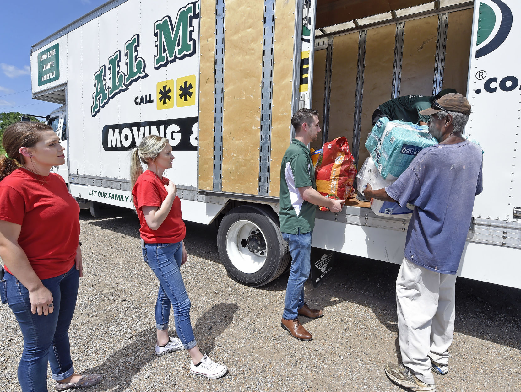 BR.shelterdelivery0119.060219 bf.jpg